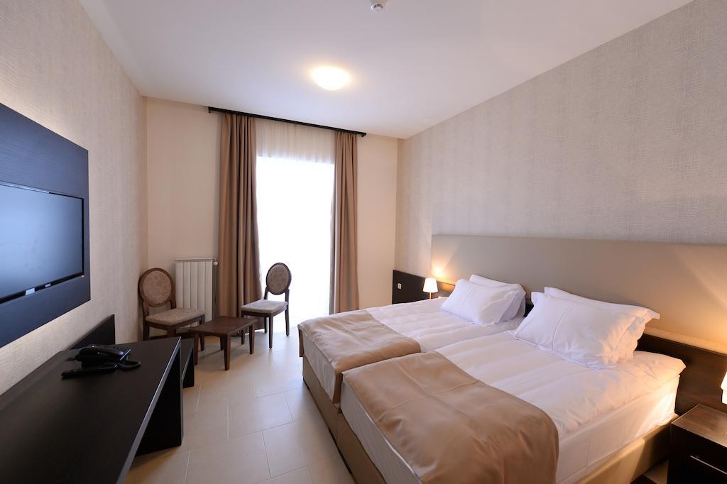 Hotel Majdan Belgrad Zewnętrze zdjęcie