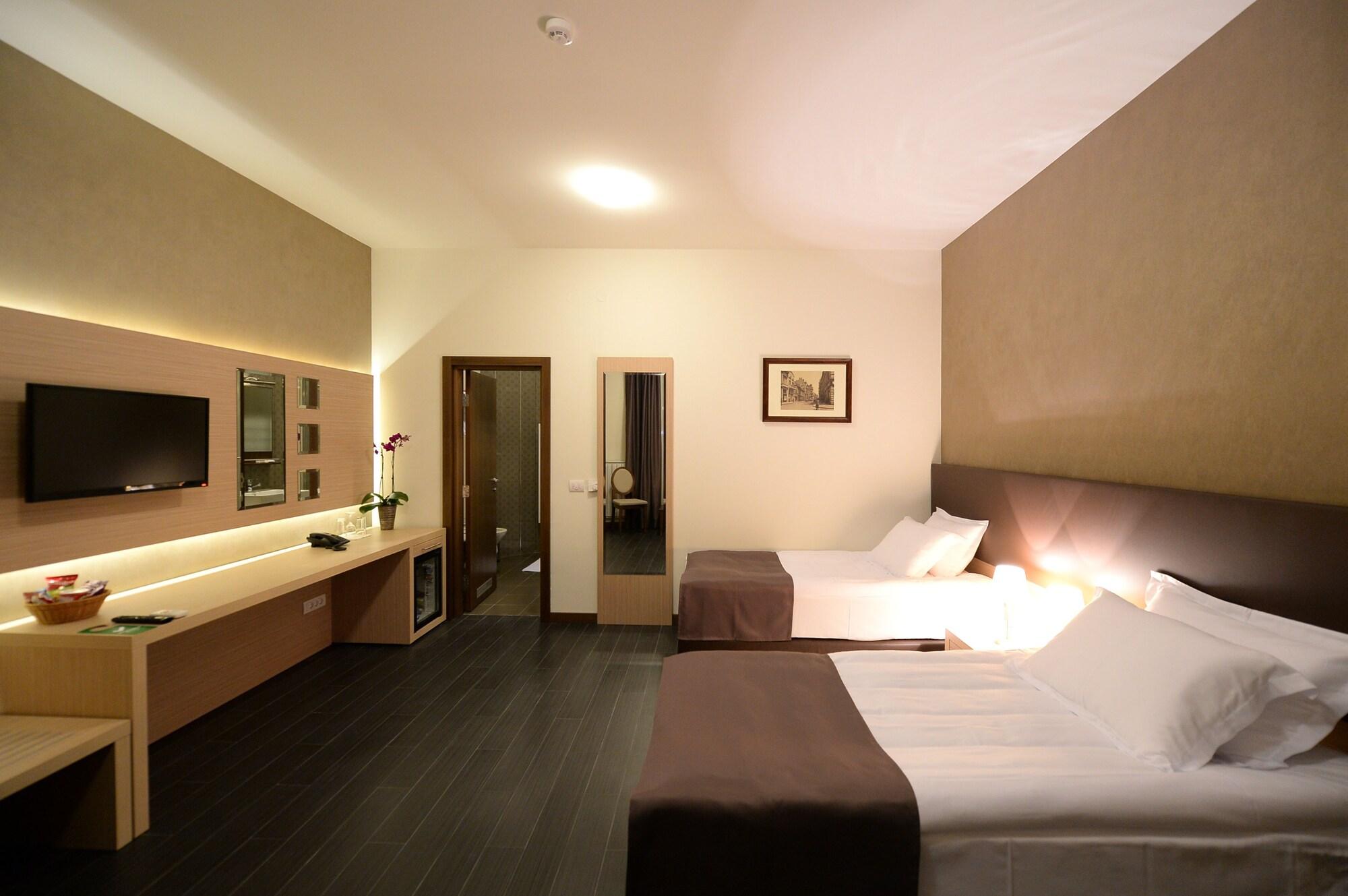 Hotel Majdan Belgrad Zewnętrze zdjęcie