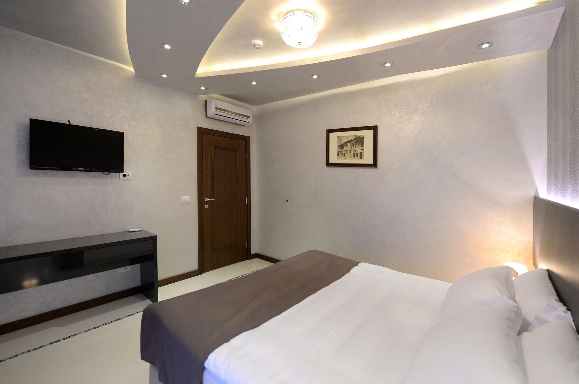 Hotel Majdan Belgrad Zewnętrze zdjęcie