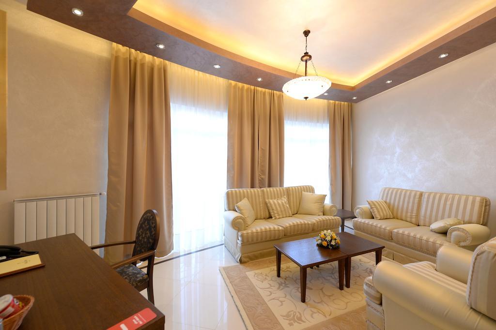 Hotel Majdan Belgrad Zewnętrze zdjęcie