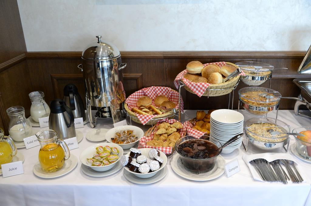 Hotel Majdan Belgrad Zewnętrze zdjęcie